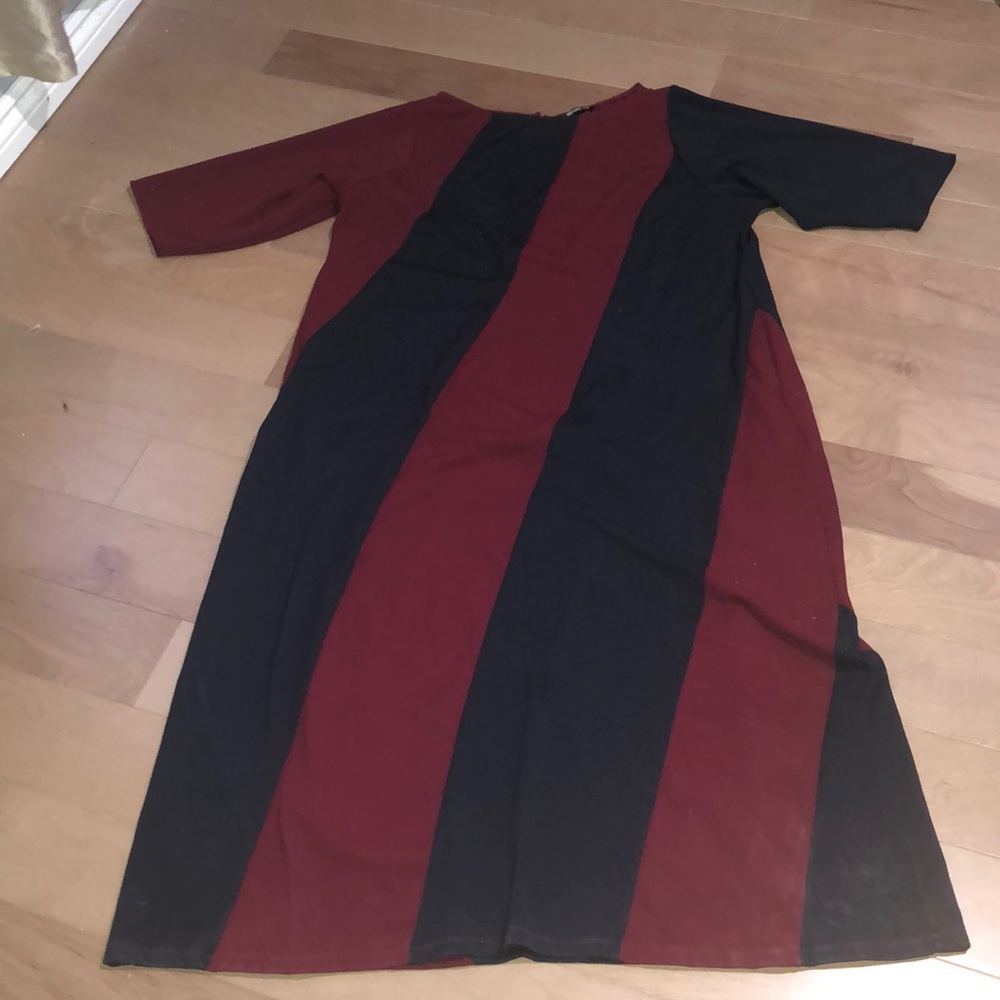 Eshakti burgundy and Navy Stripped Dress 5x 32w